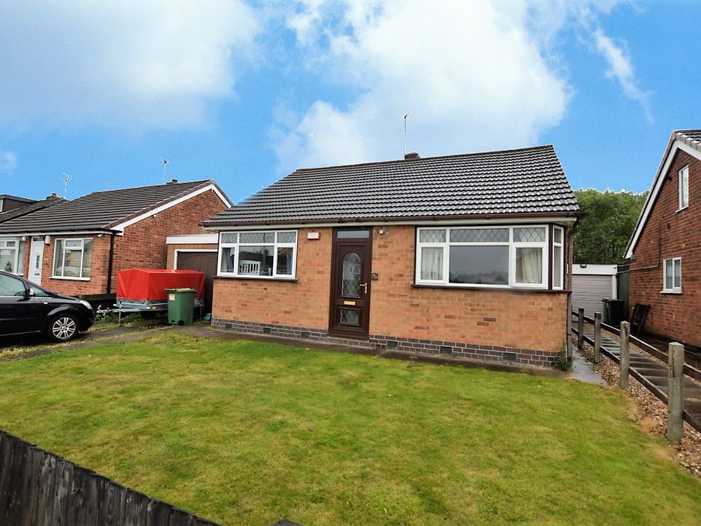 2 bed bungalow for sale in brixham drive, wigston, leicestershire le18