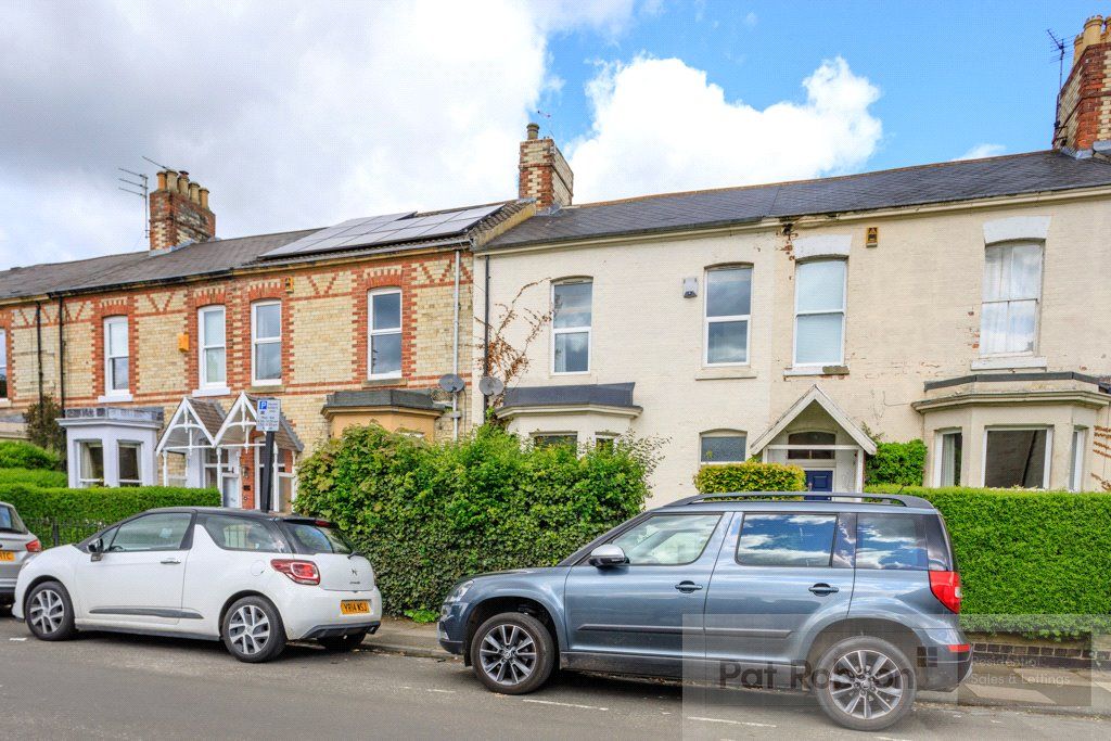 4 bed terraced house to rent in Ivy Road, Gosforth, Newcastle Upon Tyne