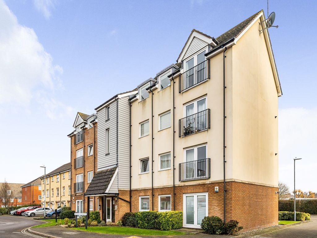 2 bed flat for sale in Tudor Crescent, Portsmouth, Hampshire PO6, £177,500 Zoopla
