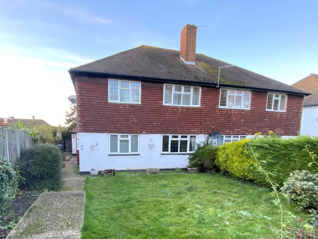 2 bed for sale in Stonecot Hill, Sutton SM3, £360,000 Zoopla