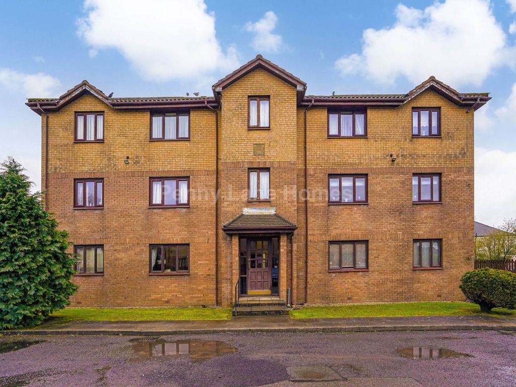 3 bed flat for sale in Burnside Grove, Johnstone PA5, £97,000 Zoopla