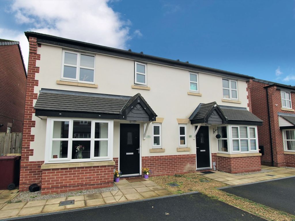 3 bed semidetached house to rent in Cotton Meadows, Bolton BL1, £1,250