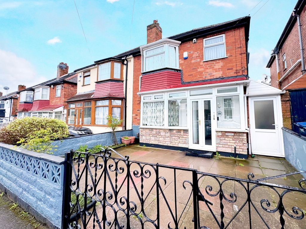 3 bed semidetached house for sale in Normandy Road, Handsworth