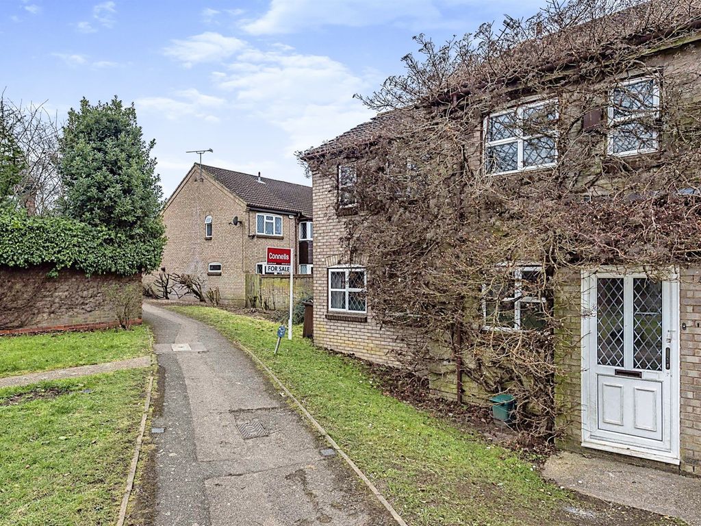 2 bed semidetached house for sale in Brecken Close, Sandridge, St