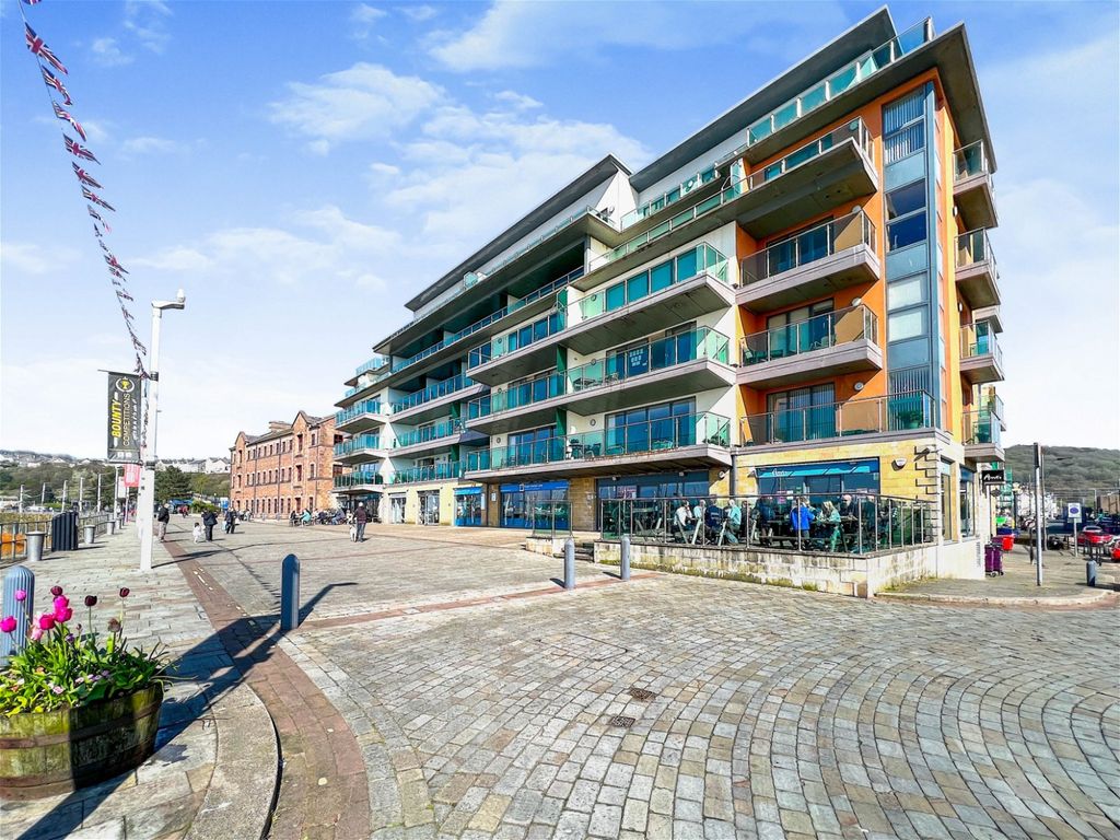 2 bed flat for sale in Duke Street, Whitehaven, Cumbria CA28 Zoopla