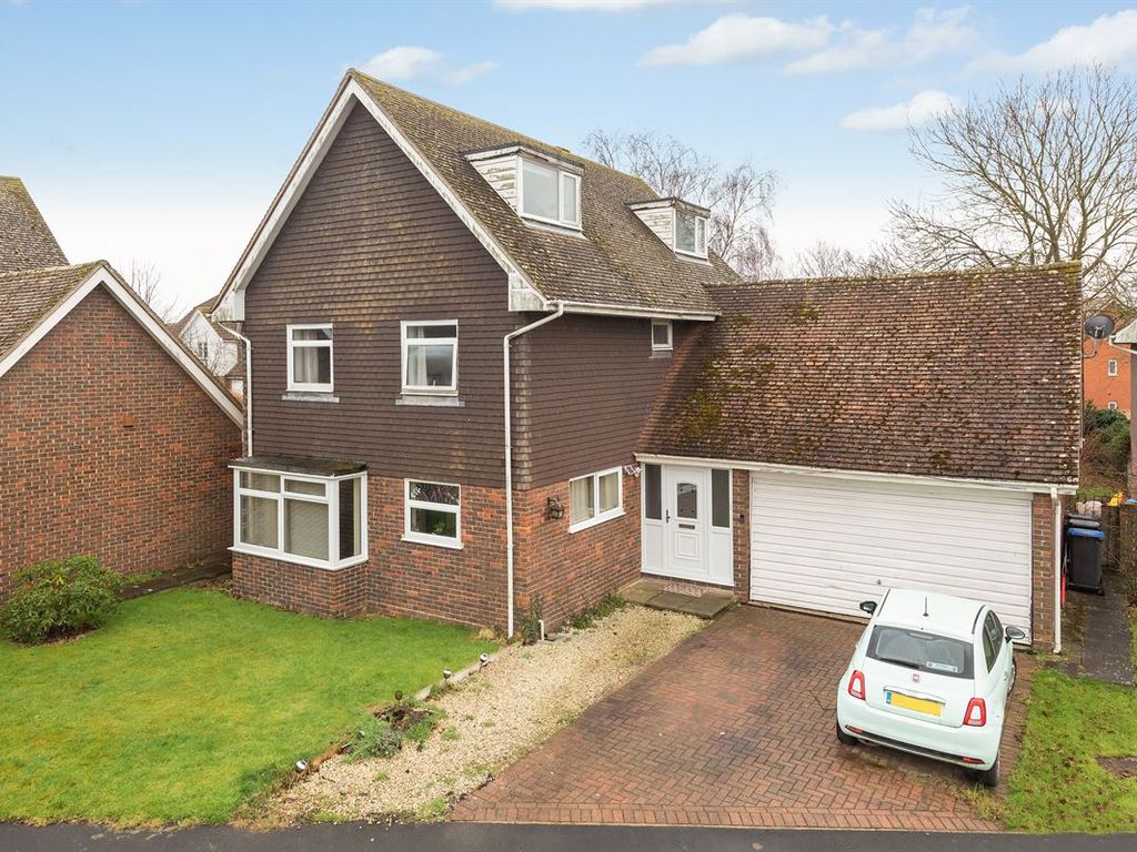 5 bed detached house for sale in Beech Grove, Cliffsend, Ramsgate CT12