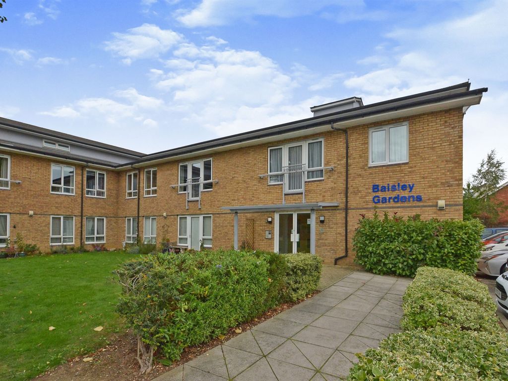 2 bed flat for sale in Napier Street, Bletchley, Milton Keynes MK2 Zoopla