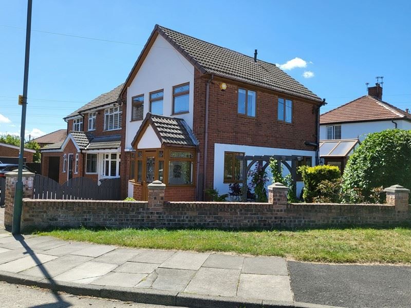 3 bed semidetached house for sale in North Drive, Cleadon, Sunderland