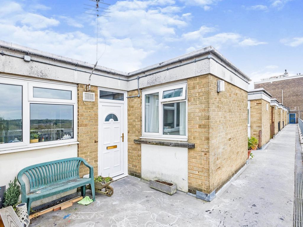 2 bed flat to rent in Kingsgate, Cascade Way, Cowley, Oxford OX4 Zoopla