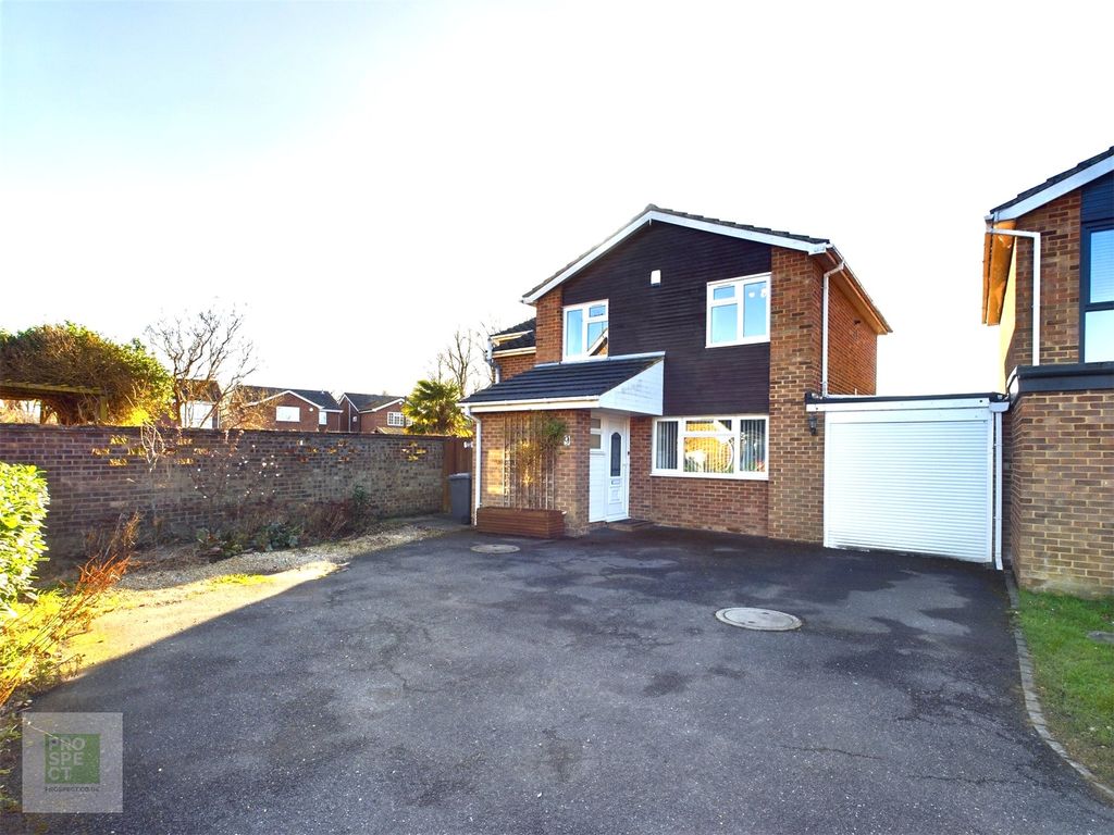 4 bed detached house for sale in Dunholme End, Maidenhead, Berkshire