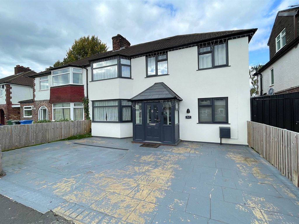 5 bed semidetached house for sale in Arcadia Avenue, Sale M33, £