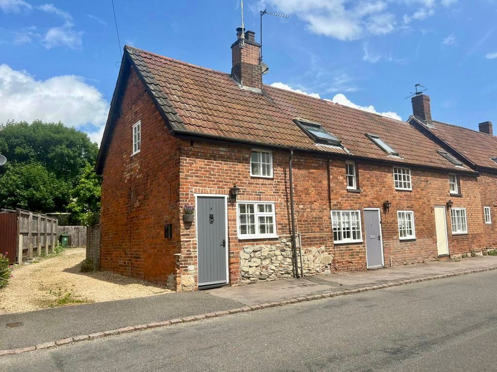 1 bed end terrace house for sale in Wymeswold Road, Hoton, Loughborough