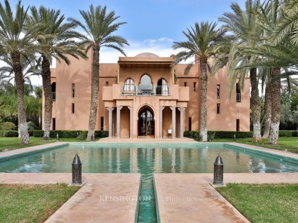 9 bed villa for sale in Marrakesh, Palmeraie, 40000, Morocco, £