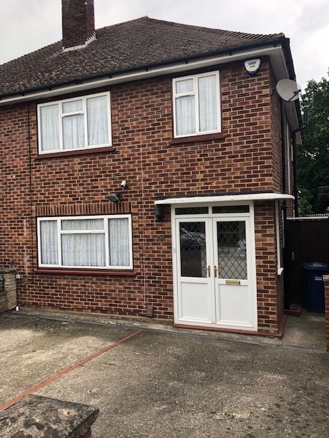 Avondale Avenue London N12