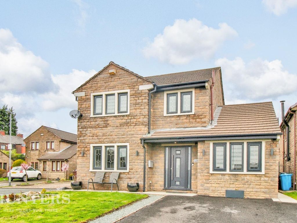 3 bed detached house for sale in Chapelway Gardens, Royton, Oldham OL2