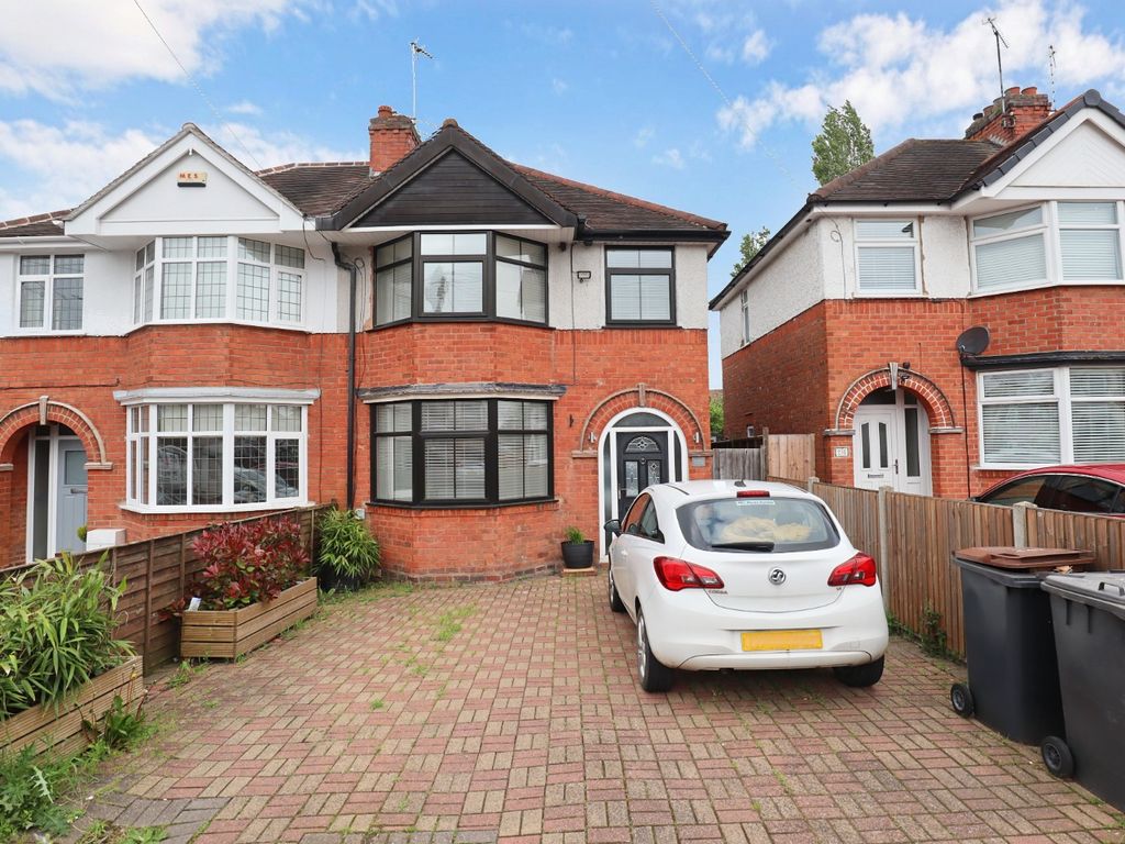 3 bed semidetached house for sale in Greenmoor Road, Nuneaton CV10