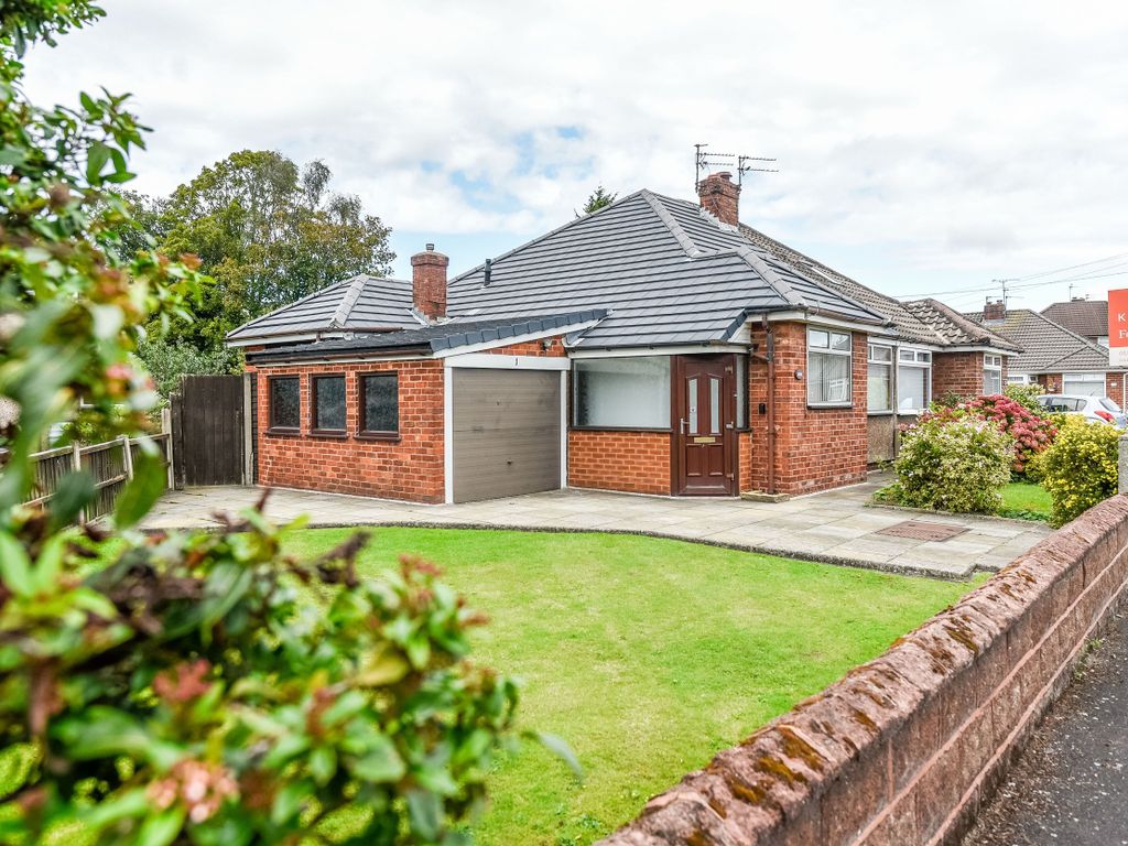 2 bed semidetached bungalow for sale in Comer Gardens, Liverpool L31