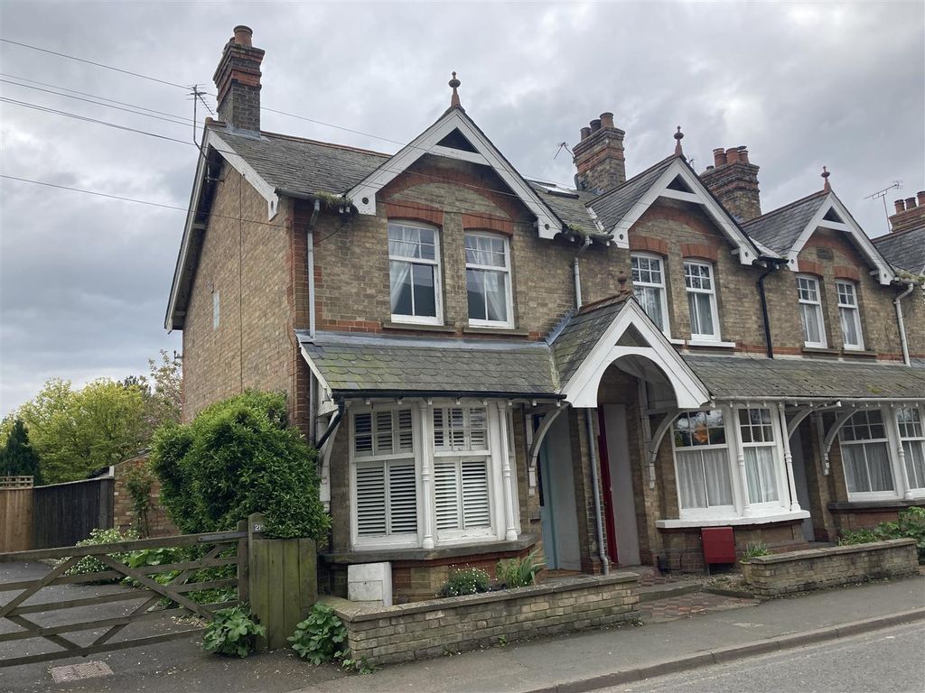 3 bed end terrace house for sale in Egremont Street, Ely CB6, £435,000