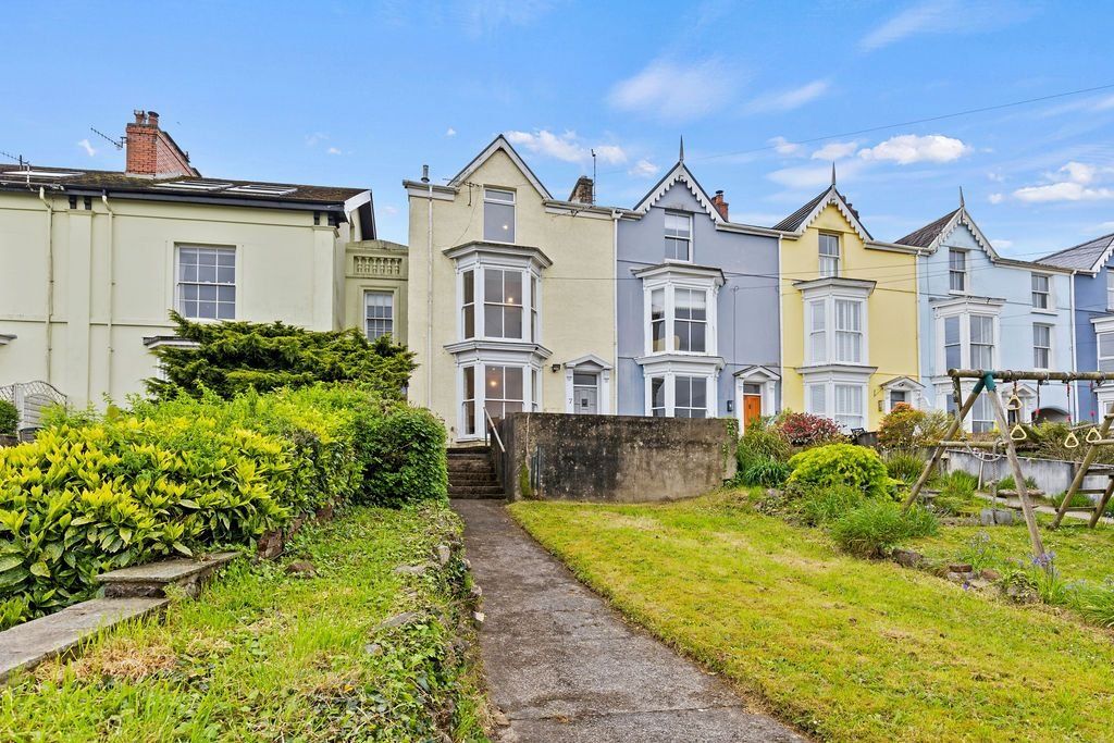 6 bed town house for sale in Church Park, Mumbles, Swansea SA3, £