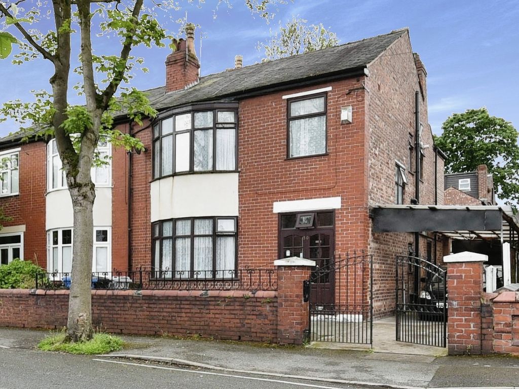 5 bed semidetached house for sale in Morland Road, Whalley Range