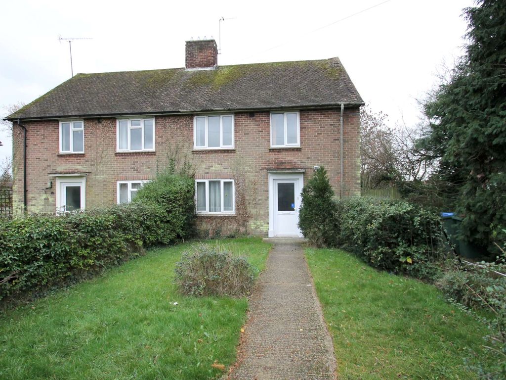 3 bed semidetached house to rent in Oakfield Road, Cowfold, Horsham