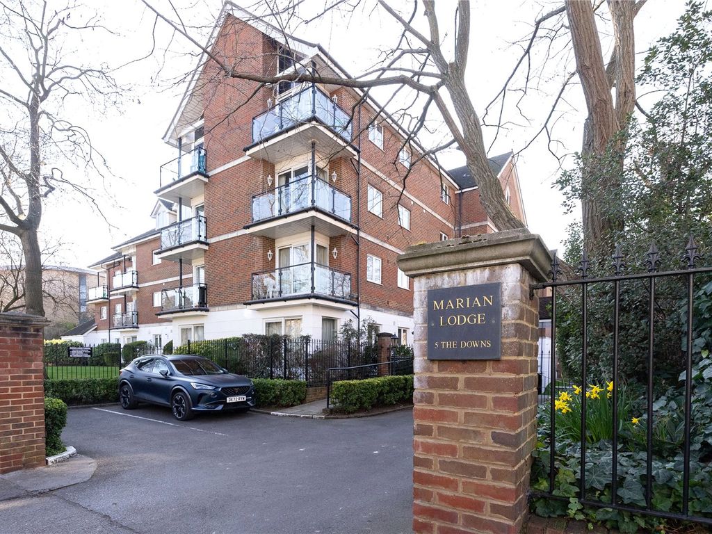 2 bed flat for sale in Marian Lodge, 5 The Downs, Wimbledon, London