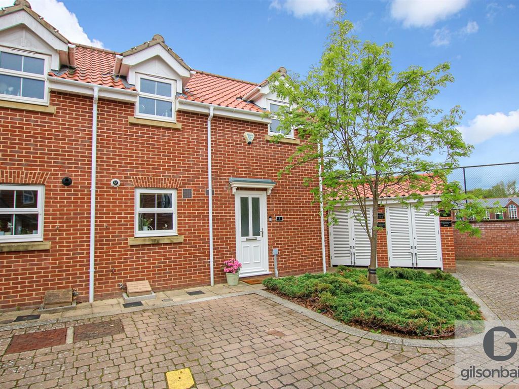 2 bed semidetached house for sale in Benjamin Gooch Way, Norwich NR2