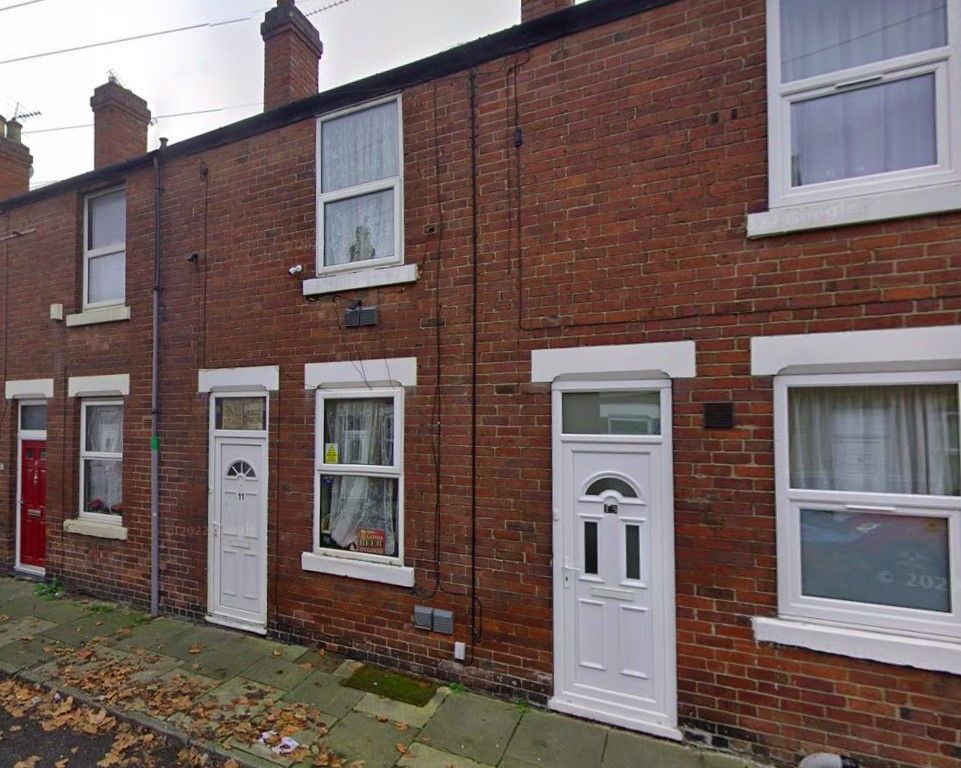 2 bed terraced house for sale in Brooke Street, Doncaster DN1, £90,000