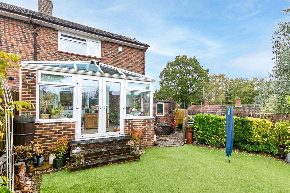 Banks Road, Pound Hill, Crawley, West Sussex RH10  