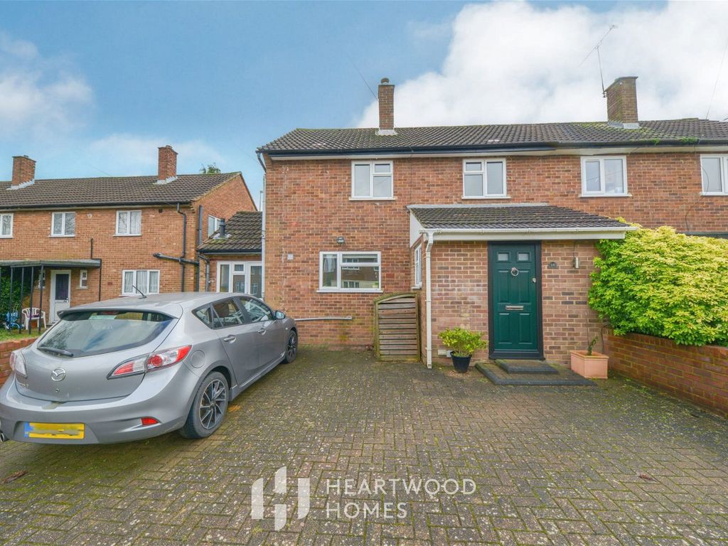 3 bed semidetached house for sale in Ennerdale Close, St. Albans AL1