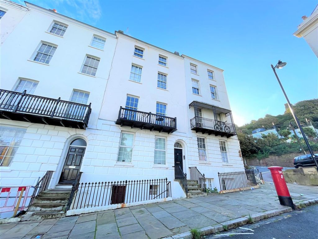 2 bed flat for sale in Wellington Square, Hastings TN34, £230,000 Zoopla