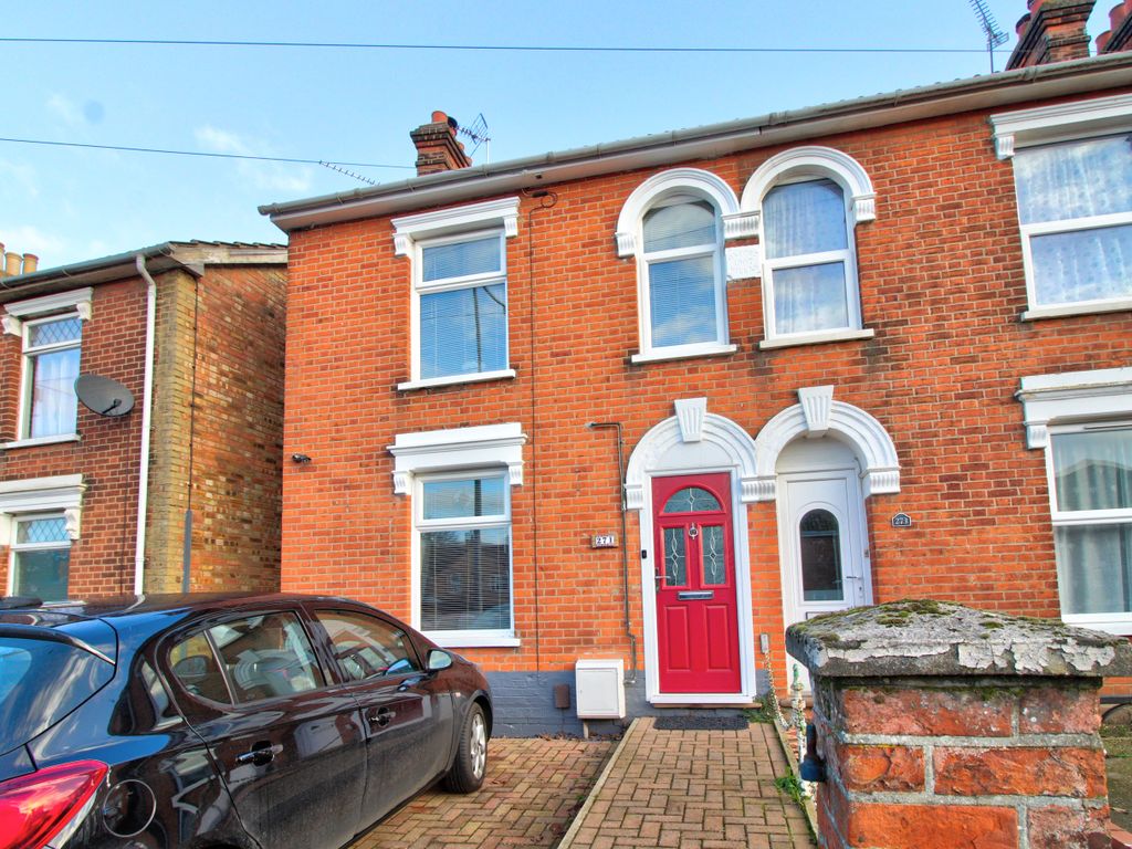 3 bed semidetached house for sale in Nacton Road, Ipswich IP3, £