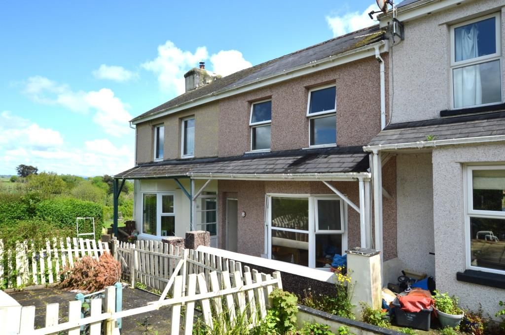 3 bed terraced house for sale in Caradon Terrace, Saltash, Cornwall