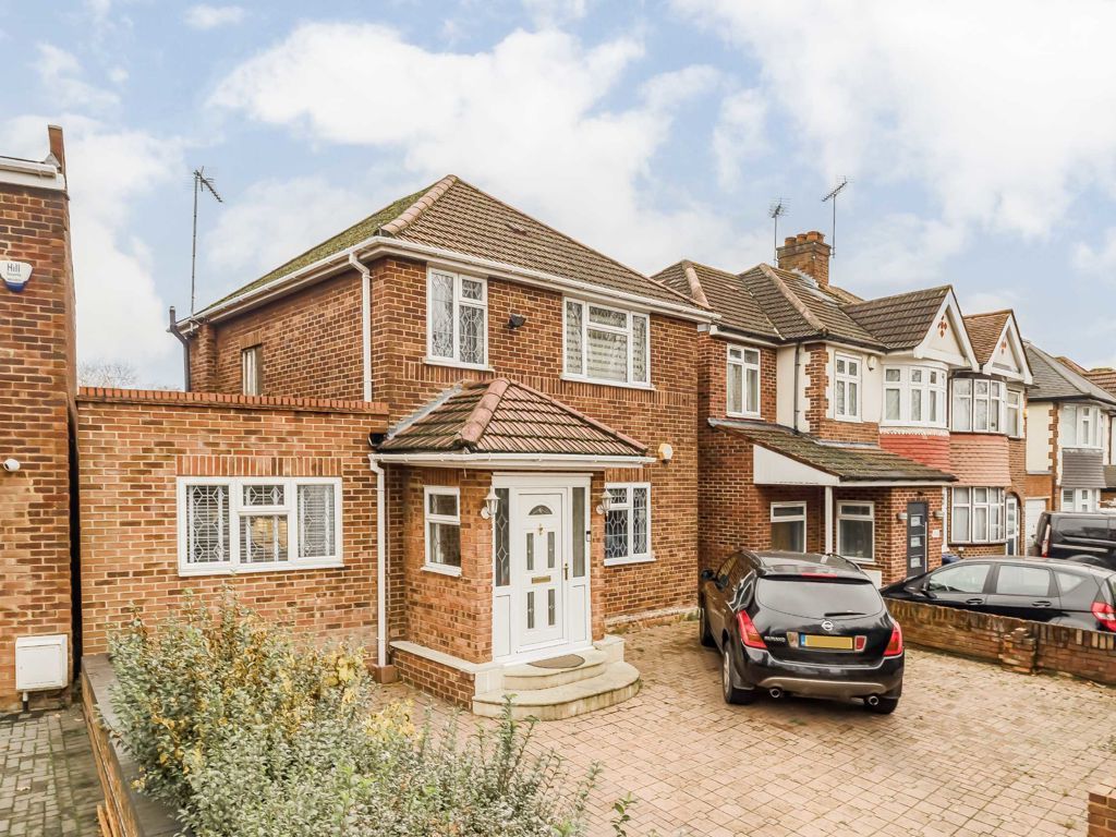 3 bed detached house for sale in Oldfield Lane North, Greenford UB6, £