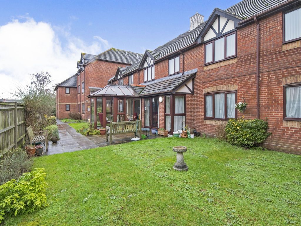 The Crescent, Eastleigh SO50