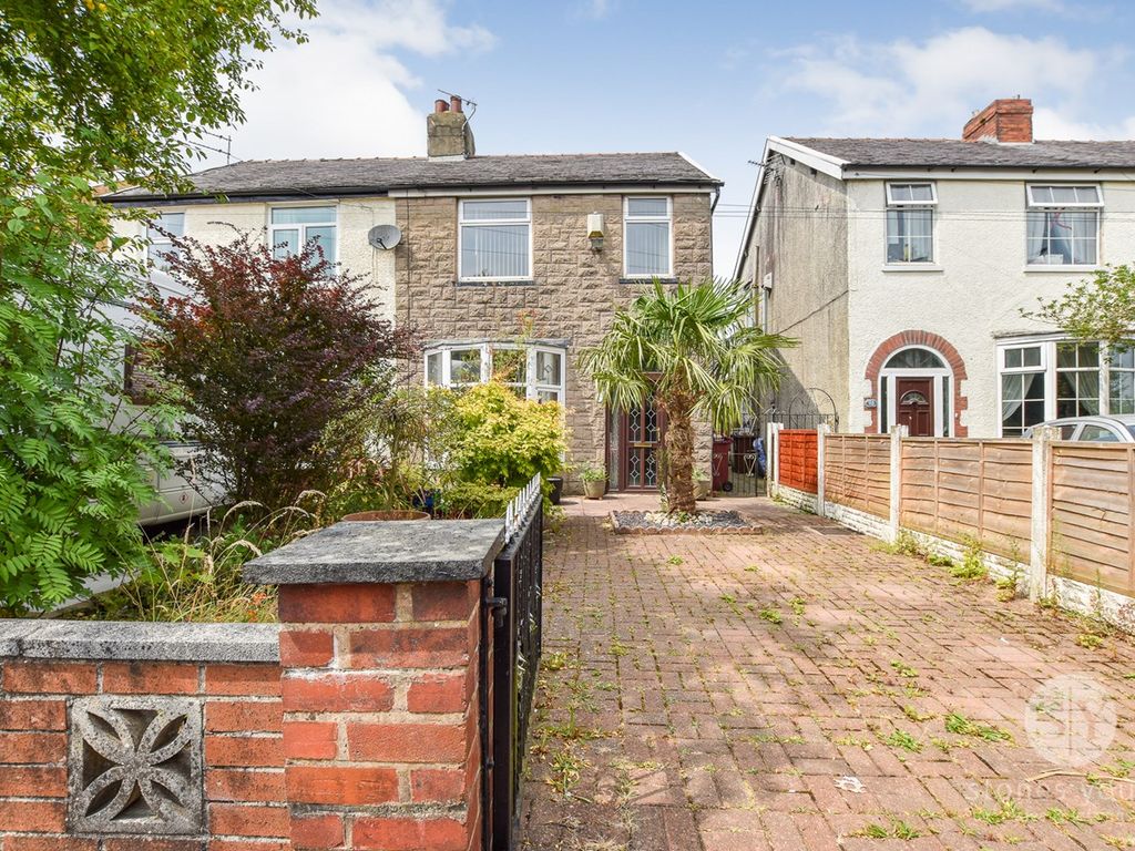 3 bed semidetached house for sale in Shadsworth Road, Blackburn BB1