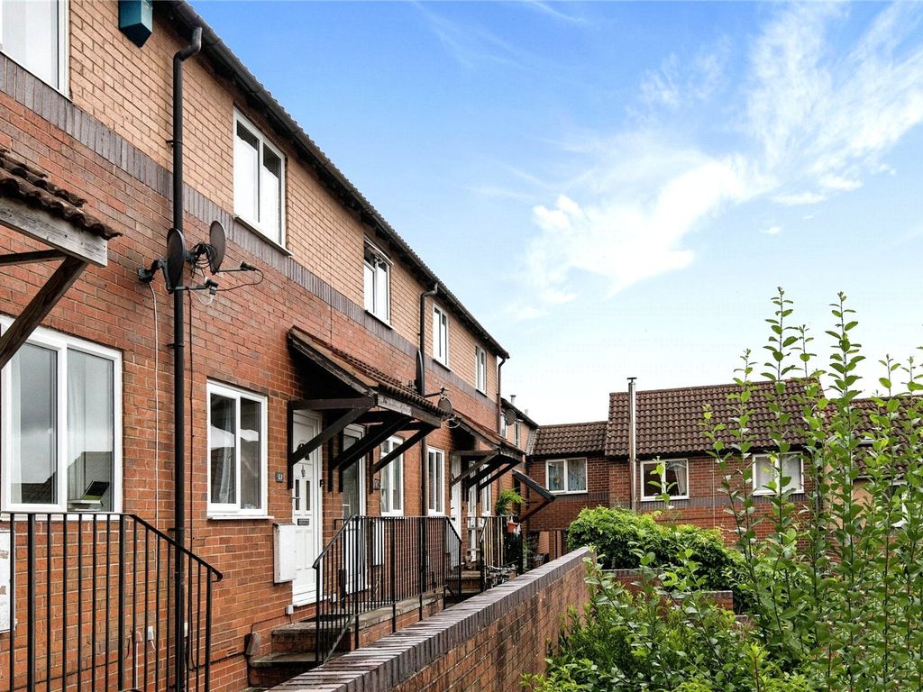 2 bed terraced house for sale in Farm Hill, Exeter, Devon EX4, £160,000