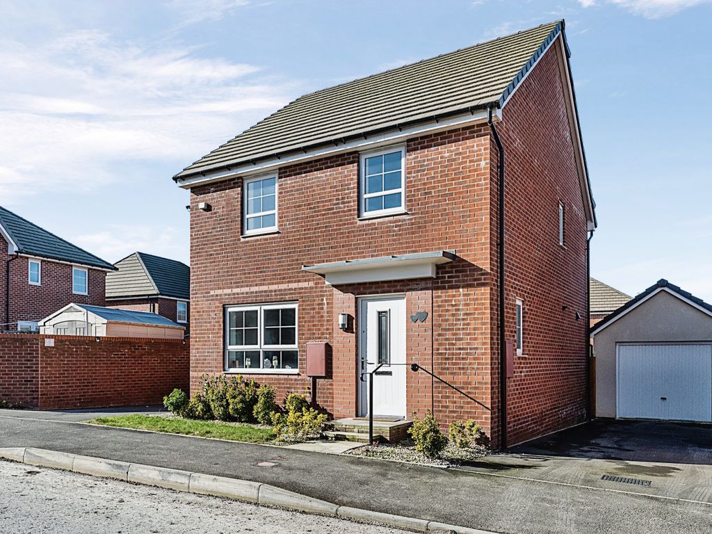 4 bed detached house for sale in Ffordd Moriah, Loughor, Swansea SA4