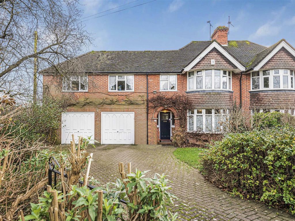 4 bed semidetached house for sale in Berkeley Avenue, Reading RG1, £