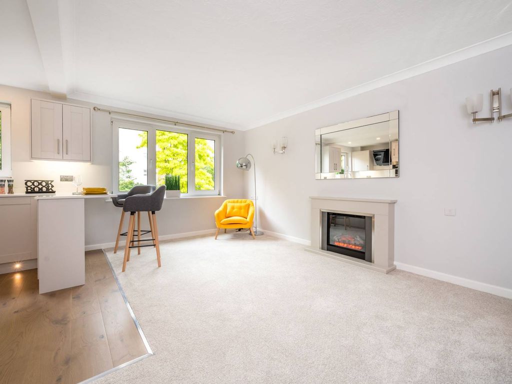 Constitution Hill, Woking GU22