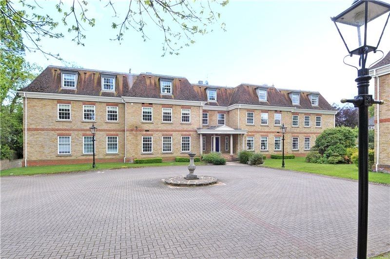 3 bed flat to rent in London Road, Ascot SL5 Zoopla