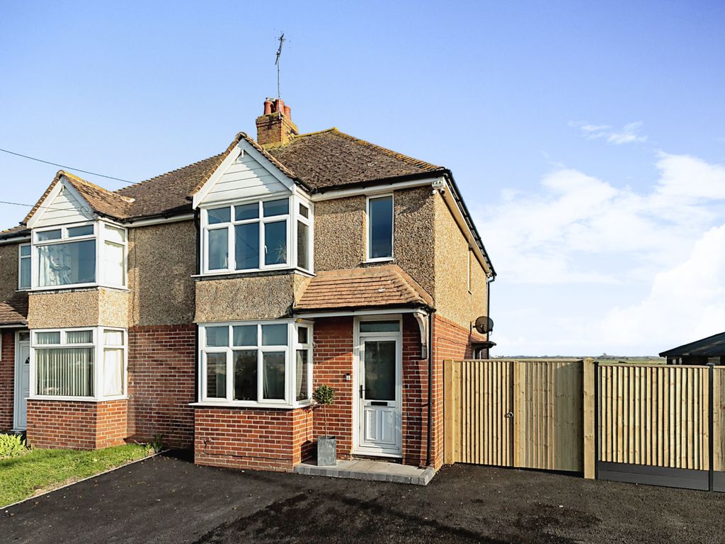 2 bed semidetached house for sale in New Winchelsea Road, Rye, East