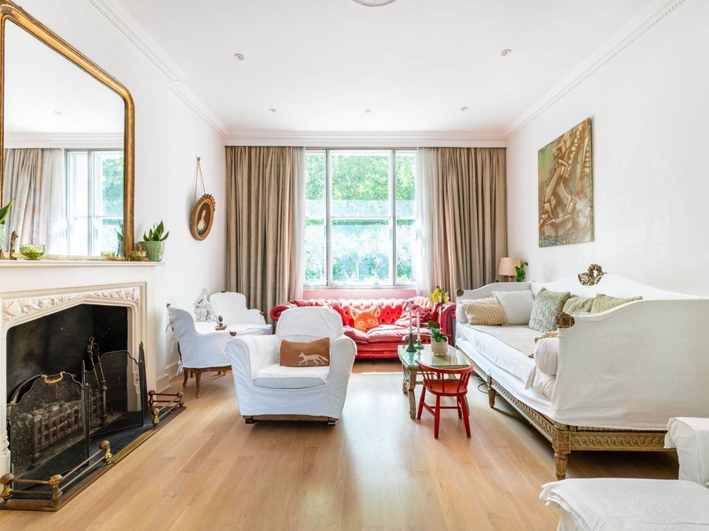 3 bed flat for sale in Royal Crescent, Holland Park, London W11, £