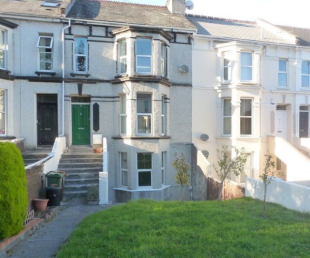 3 bed flat for sale in Alexandra Road, Mutley, Plymouth PL4, £160,000