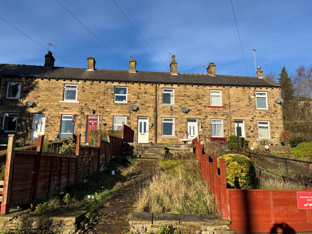 2 bed terraced house for sale in Wakefield Road, Denby Dale