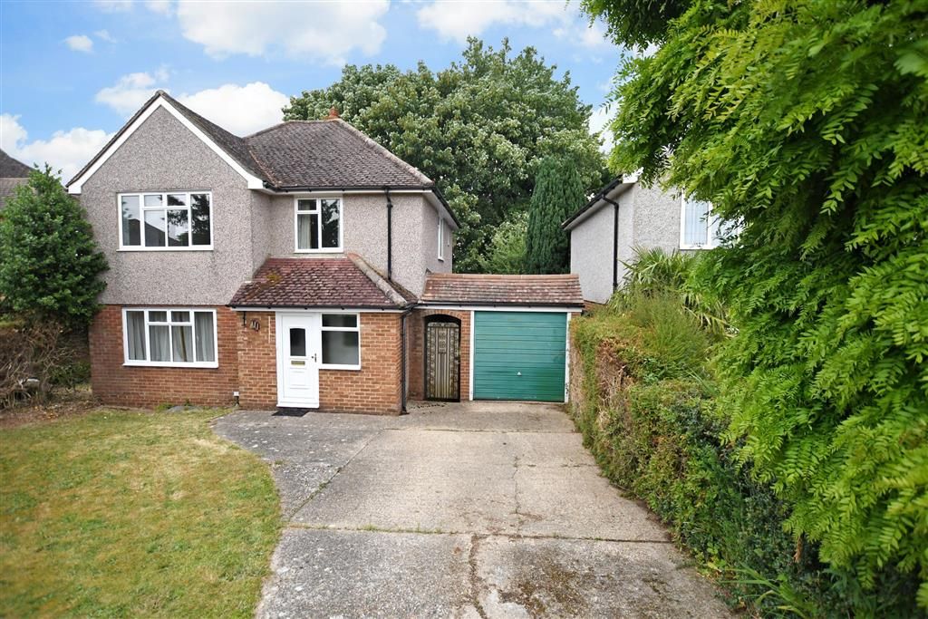 3 bed detached house for sale in Campbell Crescent, East Grinstead
