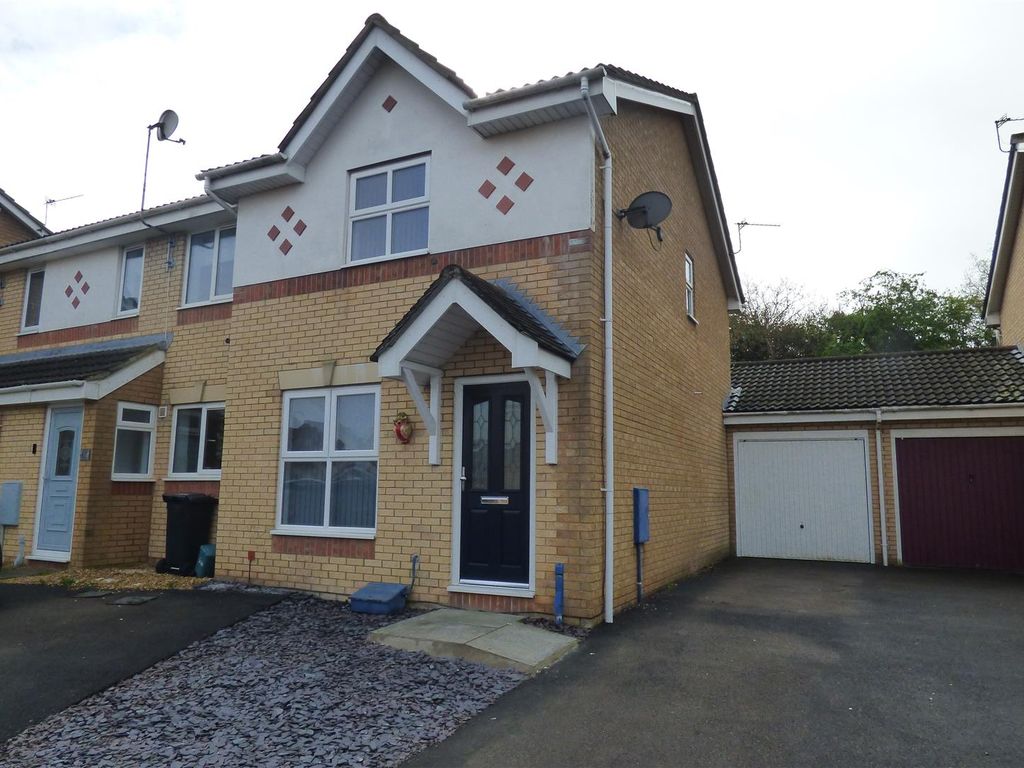 3 bed property to rent in Coriander Drive, Bradley Stoke, Bristol BS32
