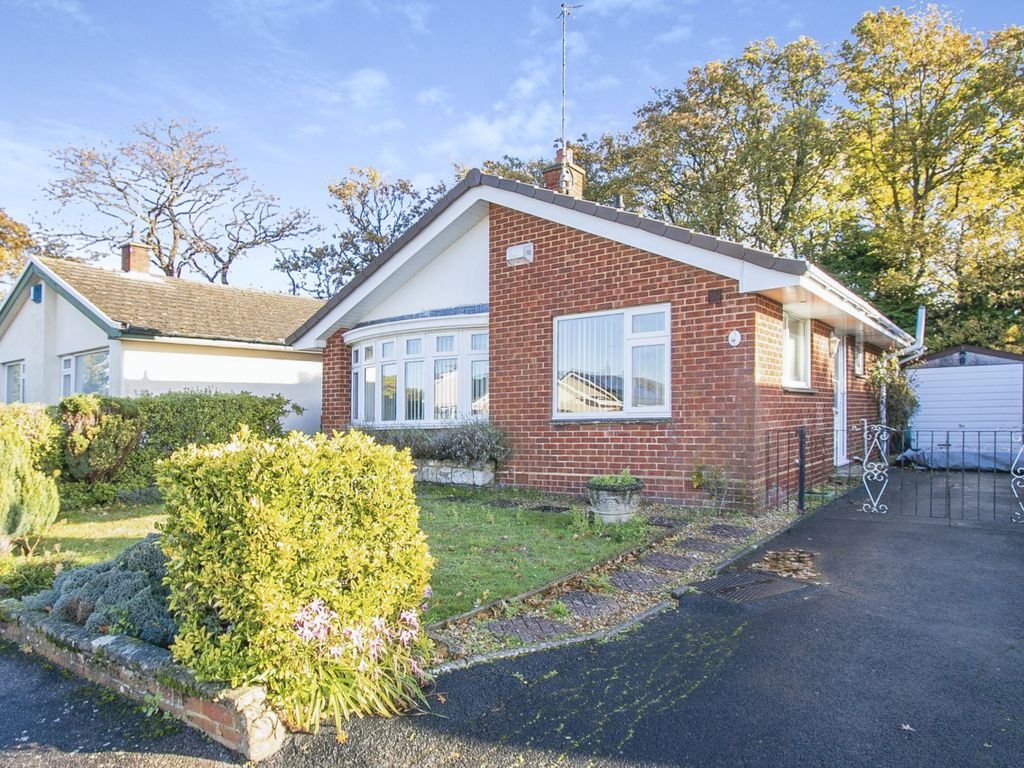 2 bed bungalow for sale in St. Davids Road, Poole BH16 Zoopla