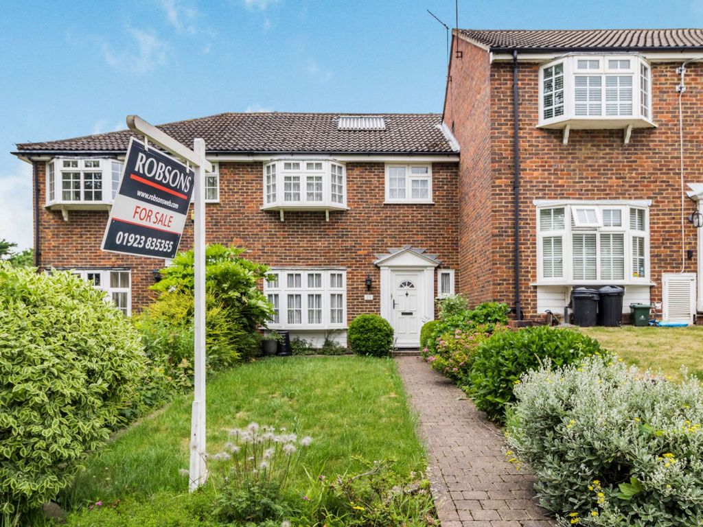 2 bed property for sale in Close, Northwood HA6 Zoopla