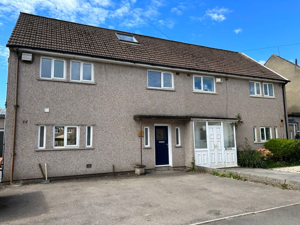 4 bed semidetached house to rent in Whitebarn Road, Llanishen, Cardiff